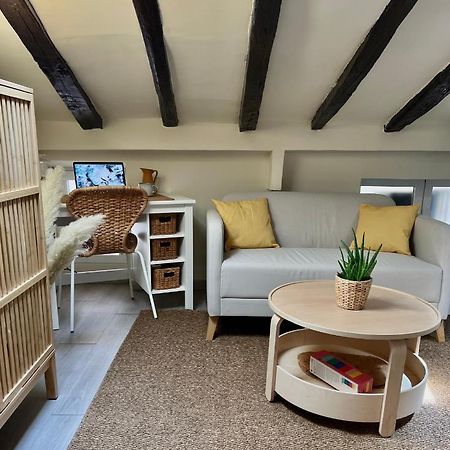 Charming Apartment In The Heart Of Madrid Exteriör bild